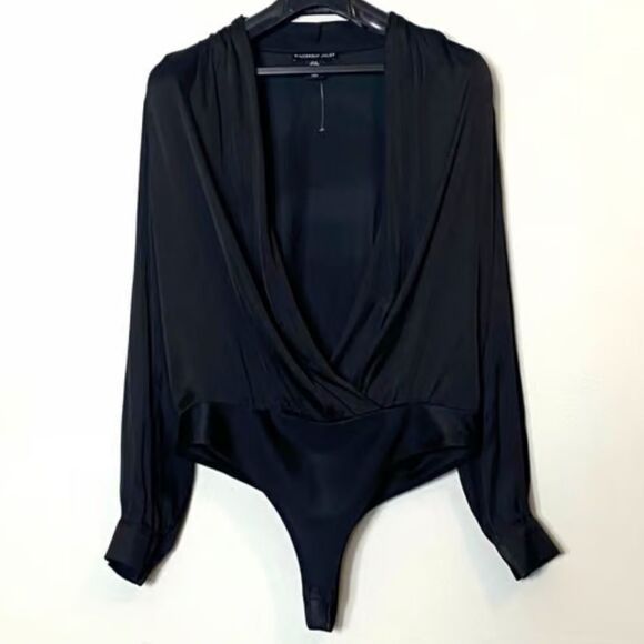 Sincerly Jules Tops - Sincerely Jules Black Deep V Plunge Neckline
Body Suit